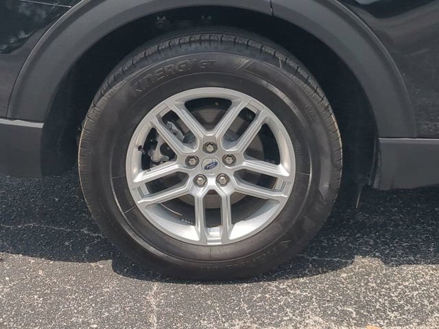 Used 2025 Ford Explorer Active RWD image 10