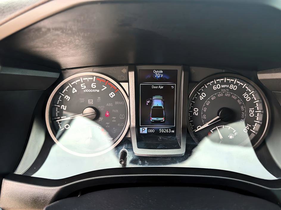 Used 2021 Toyota Tacoma TRD Off-Road image 21