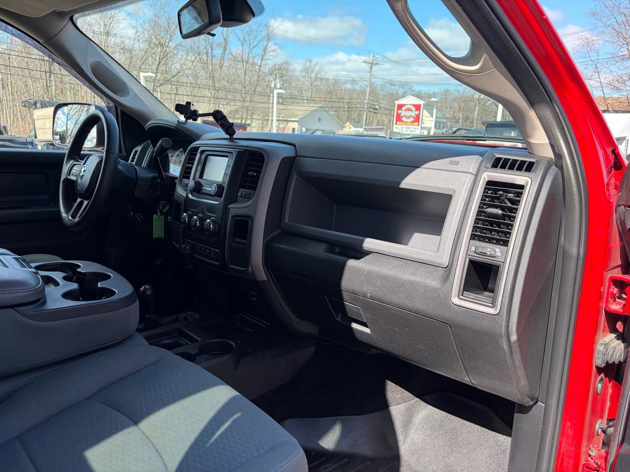 Used 2016 RAM 2500 Tradesman w/ Chrome Appearance Group image 51