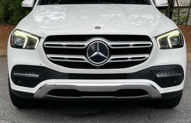 Used 2021 Mercedes-Benz GLE 350 w/ Premium Package image 11