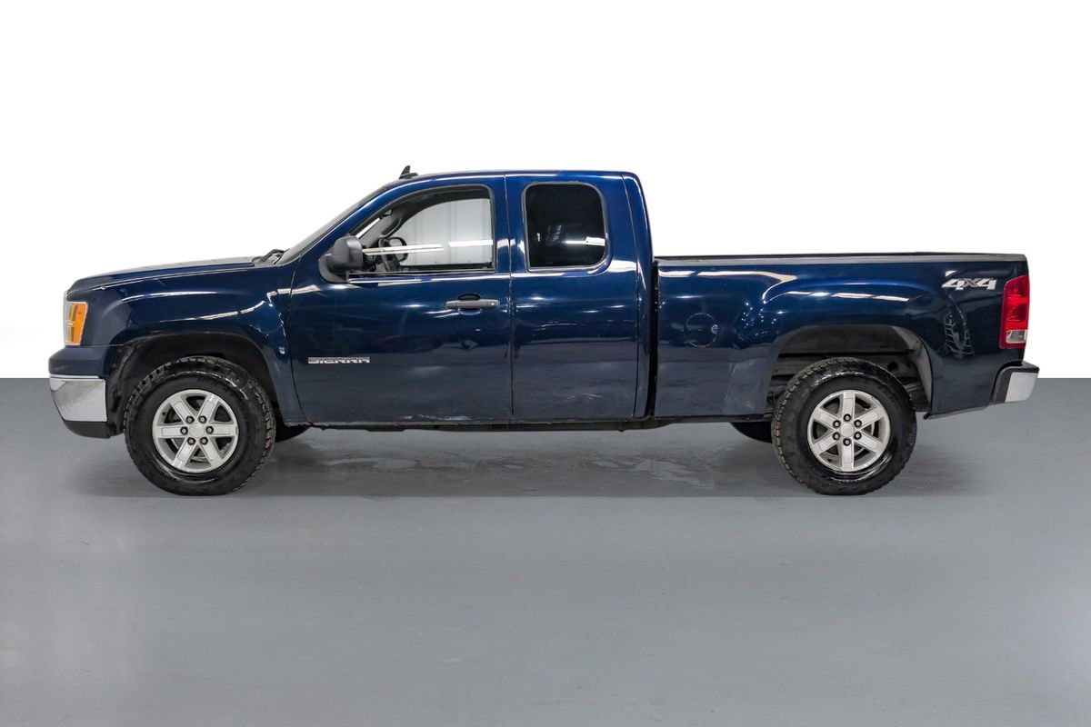 Used 2011 GMC Sierra 1500 SLE w/ Power Tech Package image 9