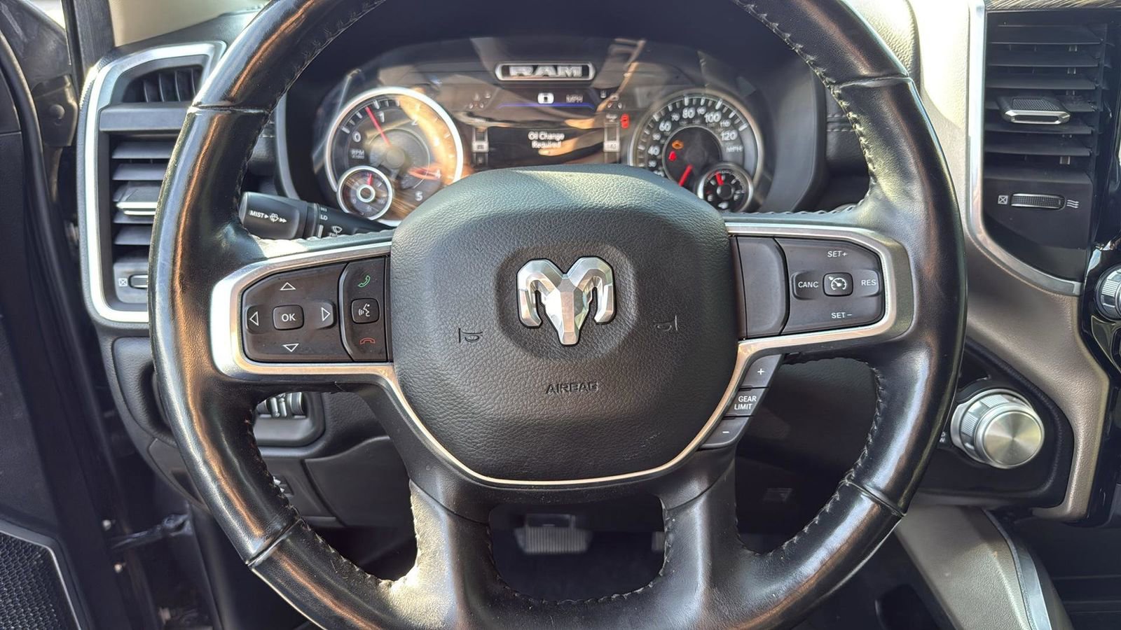 Used 2020 RAM 1500 Laramie image 15