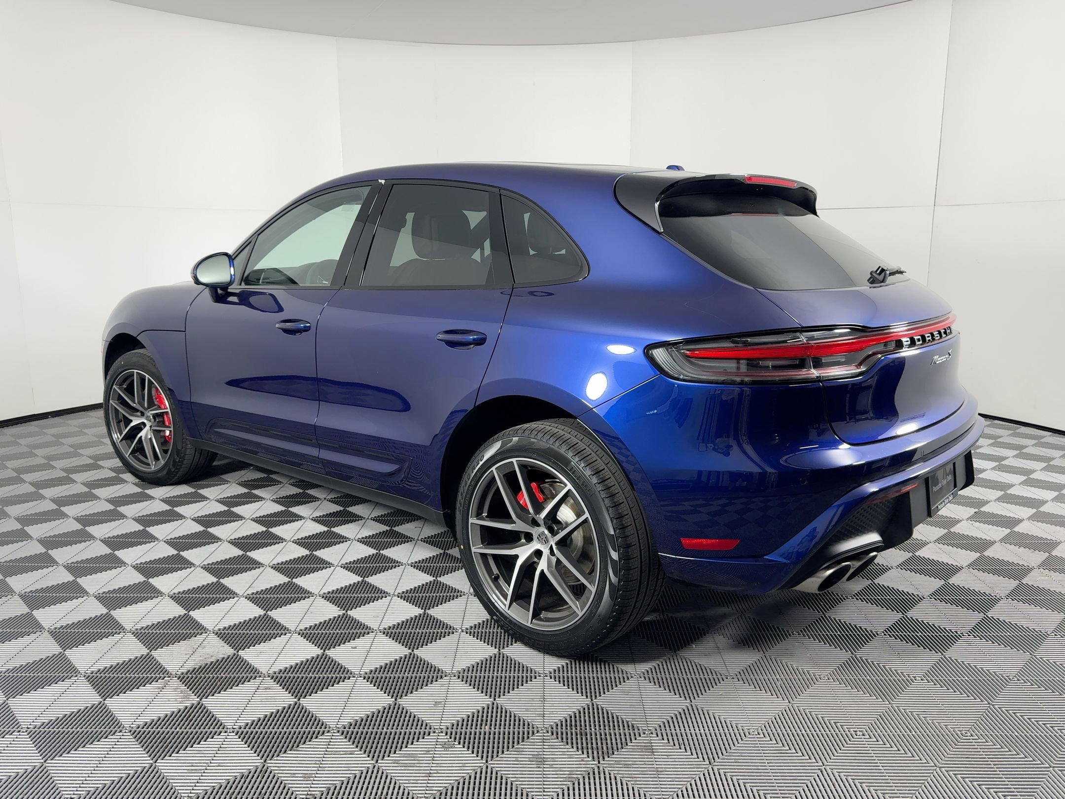 Used 2026 Porsche Macan S image 3