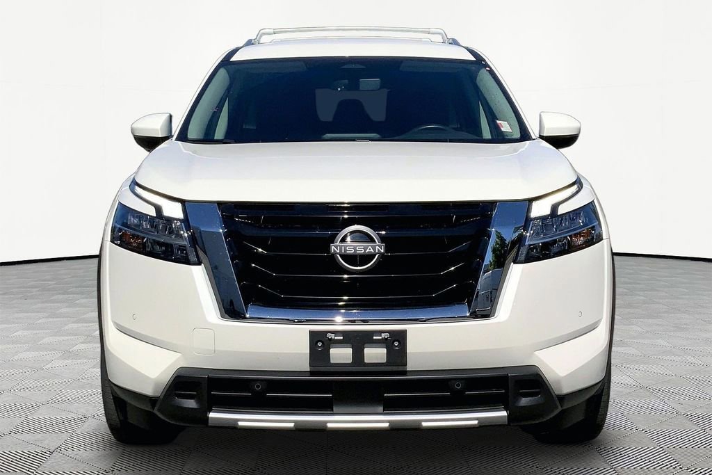 Used 2023 Nissan Pathfinder SL AWD/4WD video 2