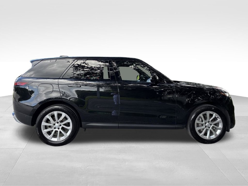 Used 2025 Land Rover Range Rover Sport SE AWD/4WD image 6