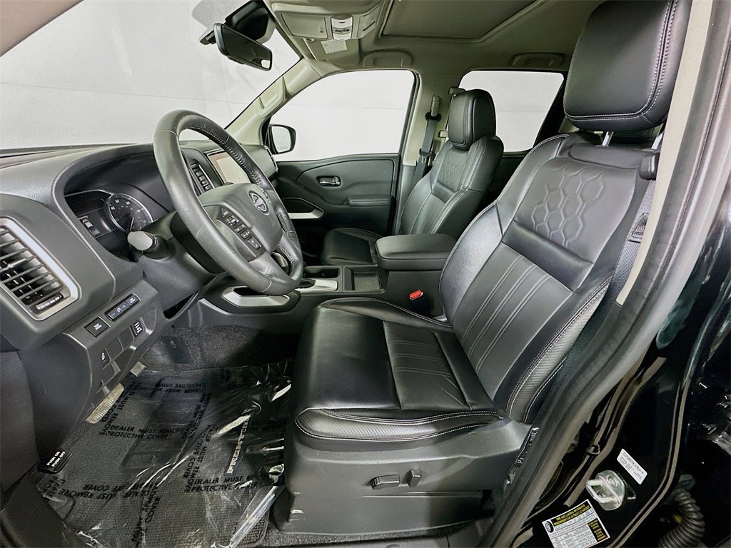 Used 2024 Nissan Frontier SL w/ Technology Package image 15