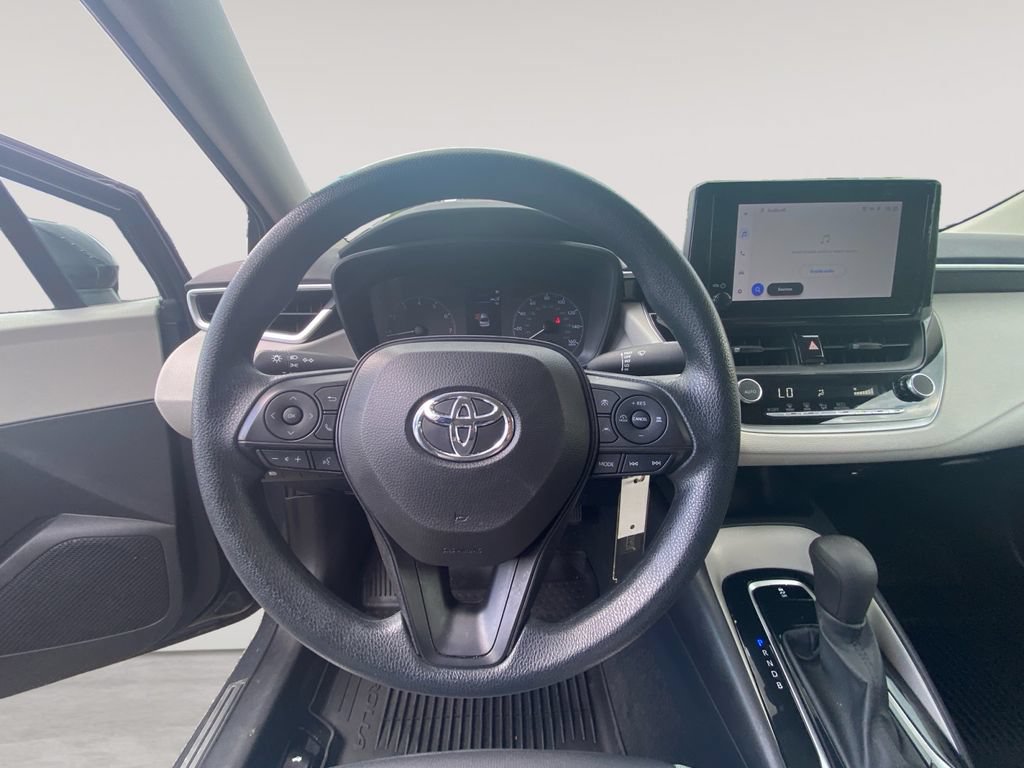 Used 2023 Toyota Corolla LE FWD image 12