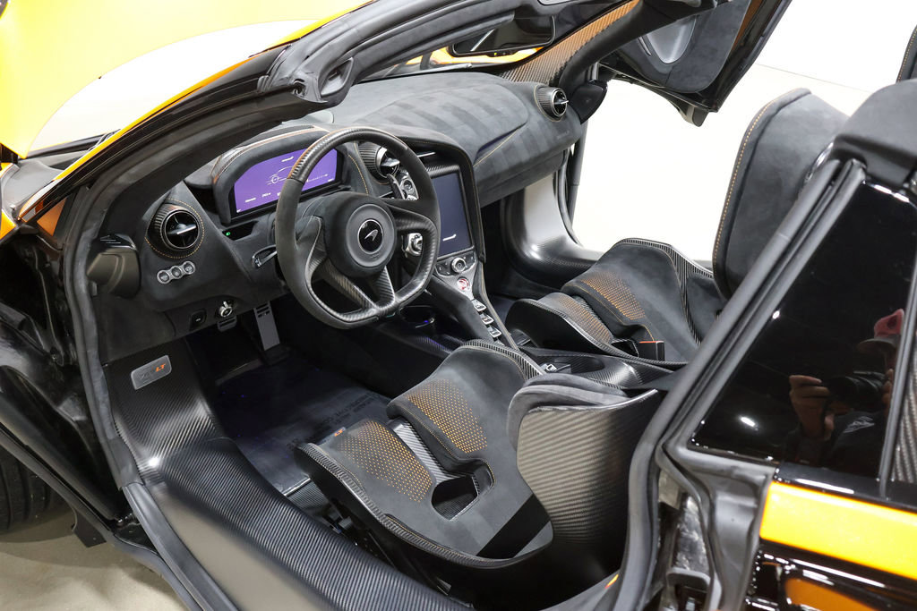 Used 2022 McLaren 765LT image 48