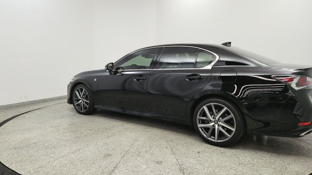 Used 2017 Lexus GS 350 F Sport RWD image 3