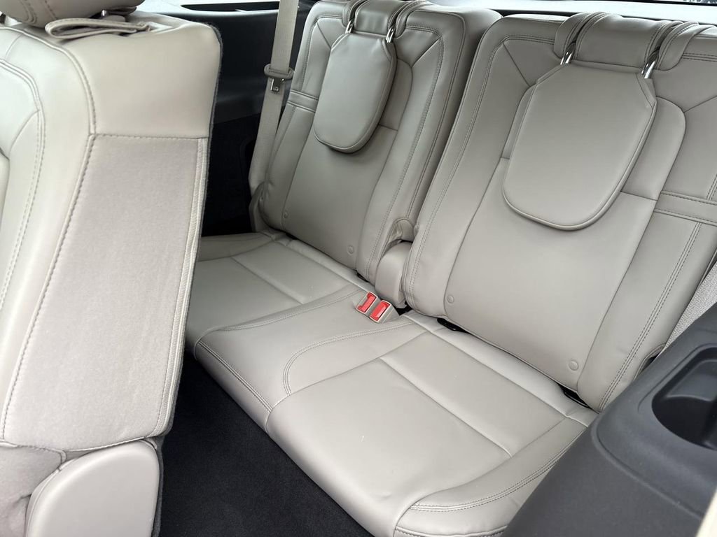 Used 2022 Lincoln Aviator Reserve w/ Equipment Group 201A image 17