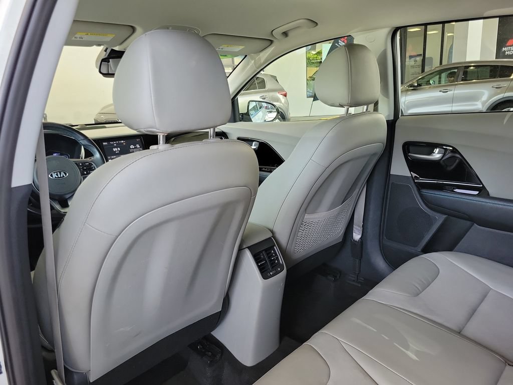 Used 2021 Kia Niro EX FWD image 10