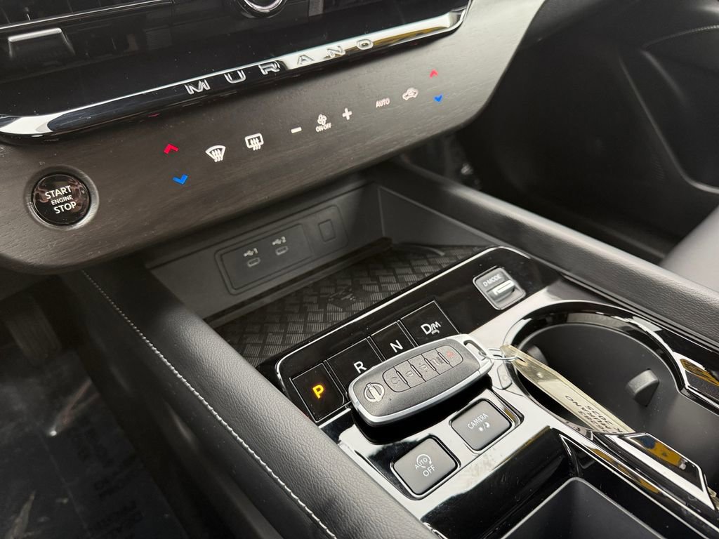 Certified 2025 Nissan Murano SV w/ Cargo Package image 30