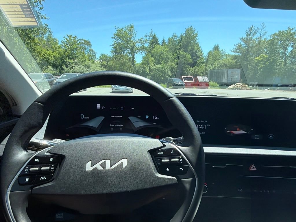 Used 2022 Kia EV6 Wind AWD/4WD image 19
