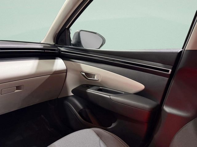 Used 2023 Hyundai Tucson SEL w/ Winter Package image 13