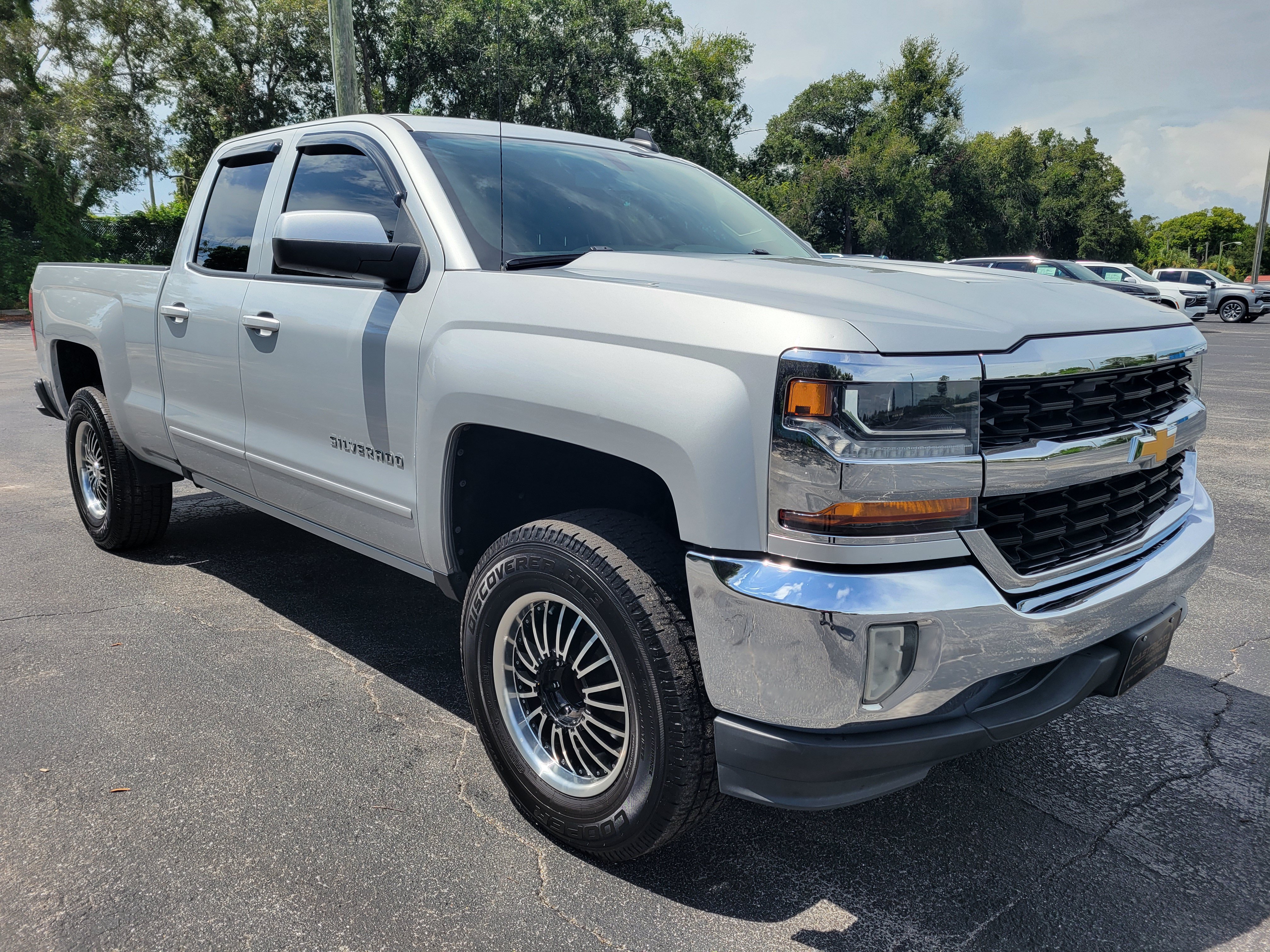 Certified 2017 Chevrolet Silverado 1500 LT w/ All Star Edition RWD image 3