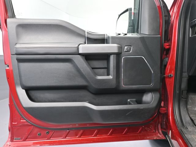 Used 2019 Ford F150 Platinum w/ Equipment Group 701A Luxury AWD/4WD image 14