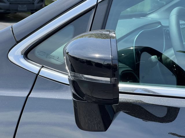 New 2027 Chrysler Pacifica Select w/ Family Tech Group AWD/4WD image 40