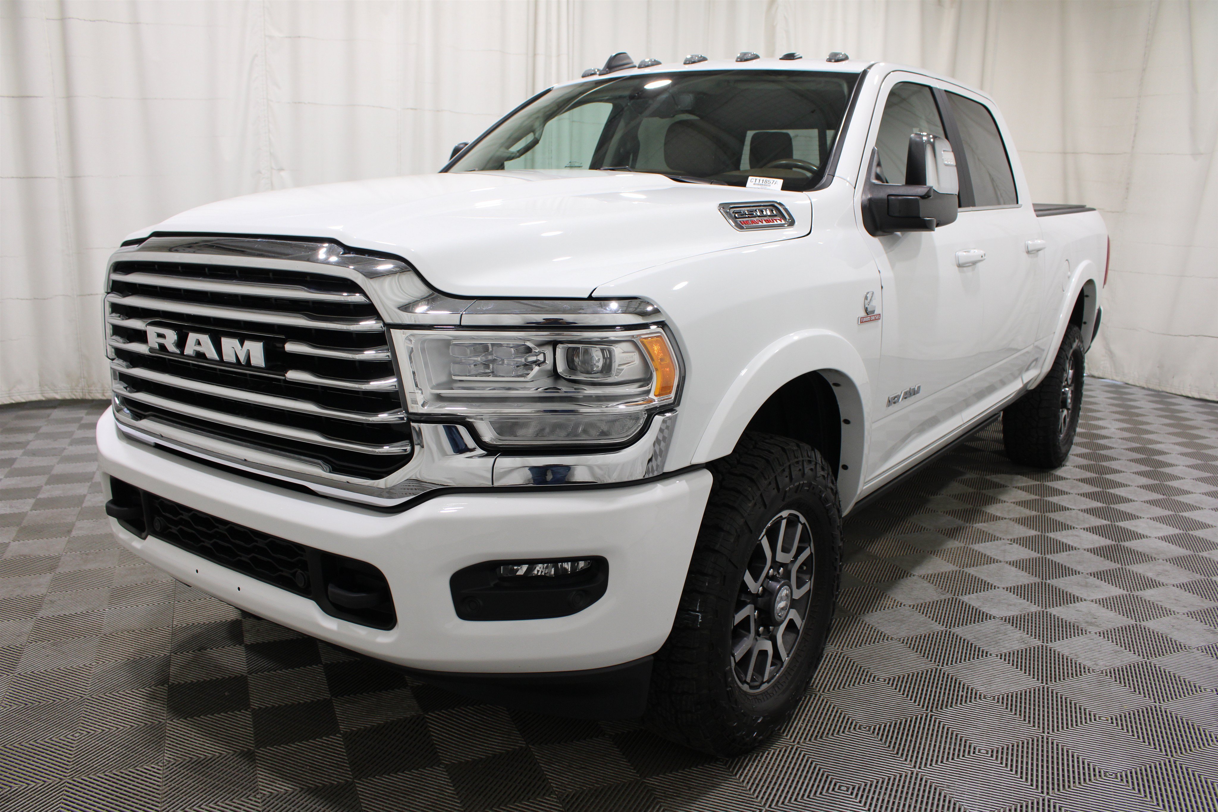 Used 2024 RAM 2500 Limited AWD/4WD image 36