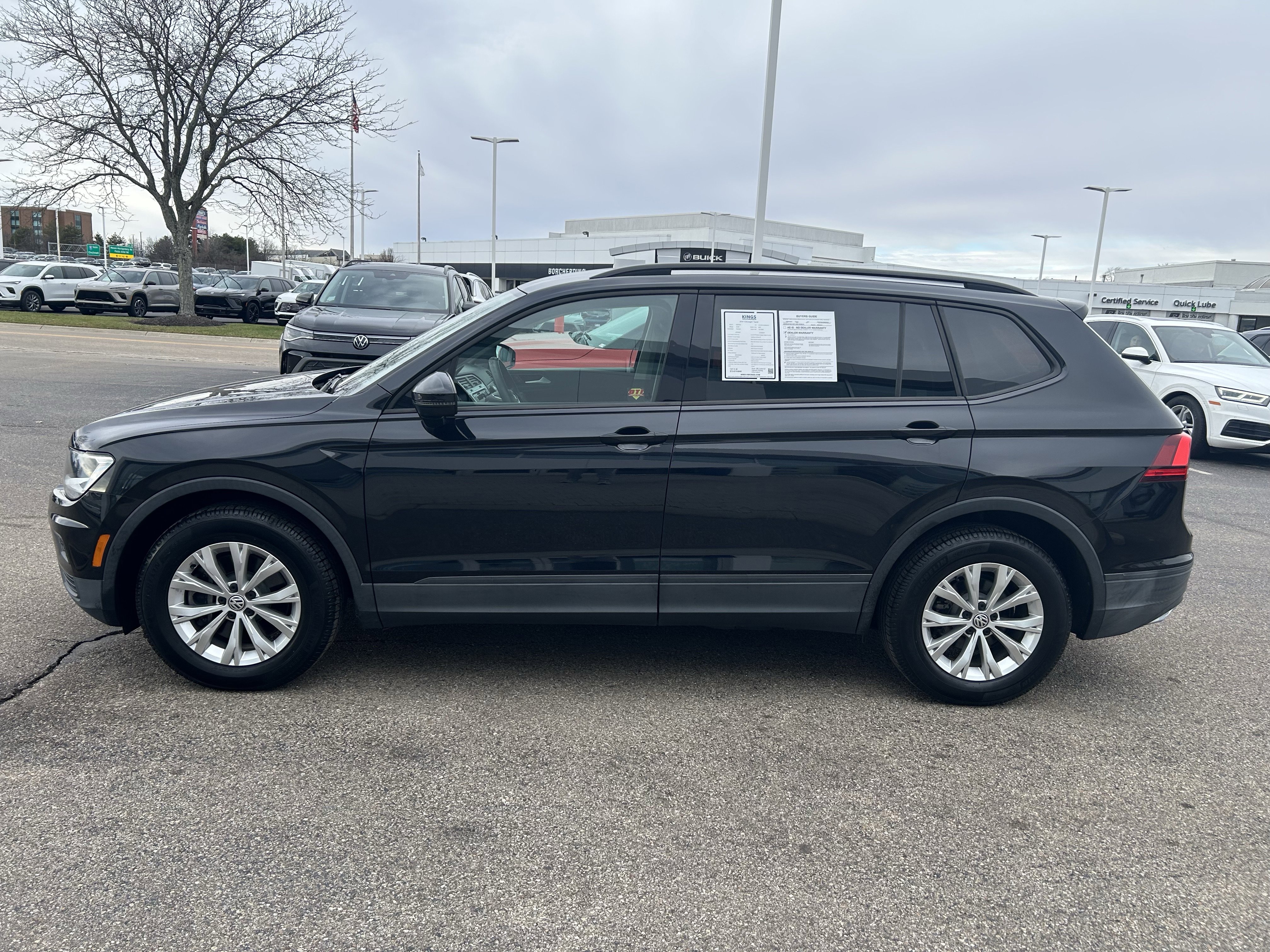 Used 2019 Volkswagen Tiguan S image 4