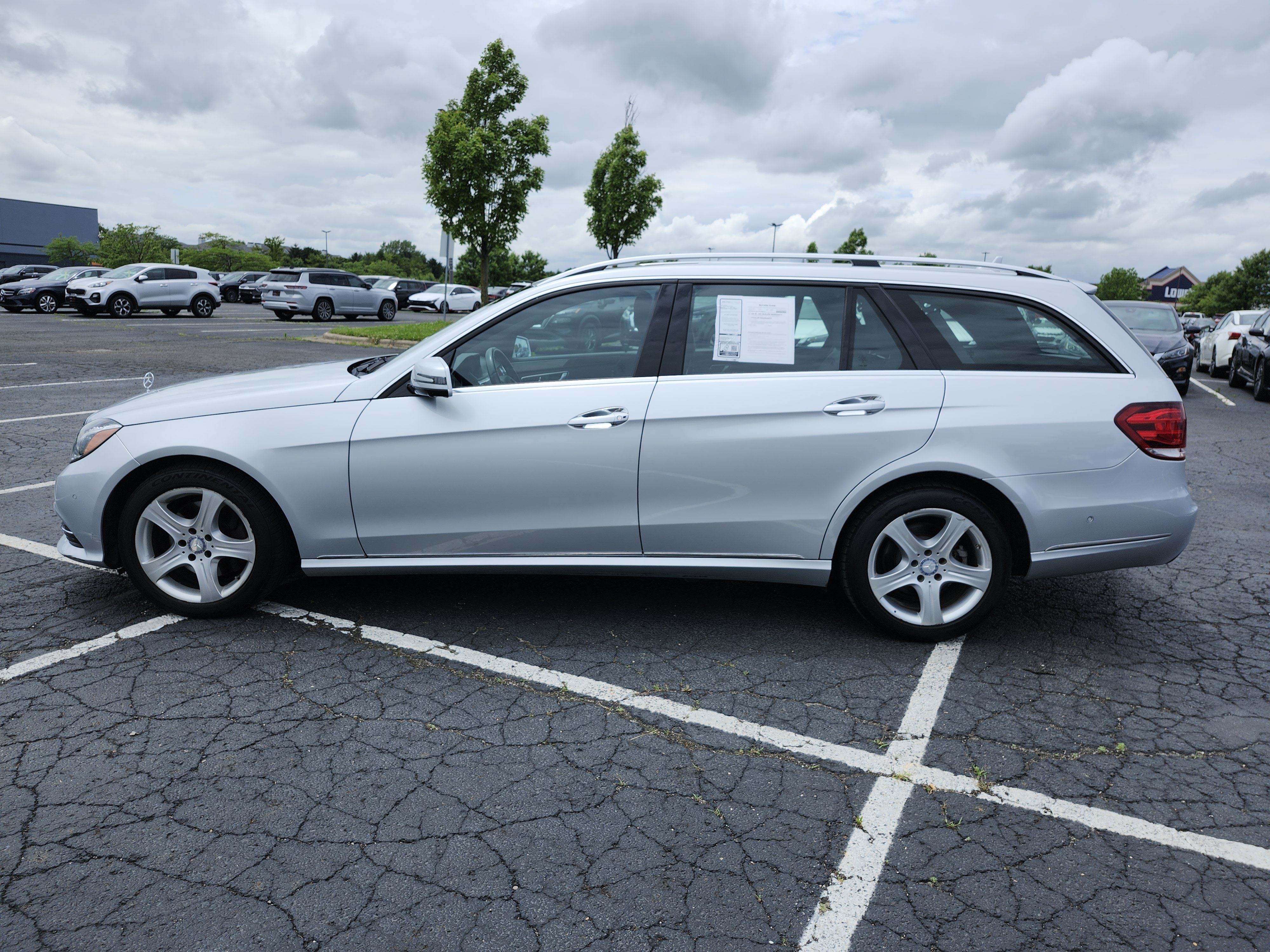 Used 2014 Mercedes-Benz E 350 4MATIC Wagon image 13