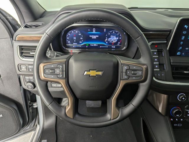 Used 2024 Chevrolet Tahoe High Country image 13