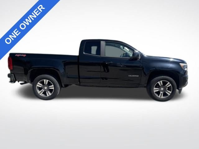 Used 2017 Chevrolet Colorado W/T w/ Custom Special Edition image 2