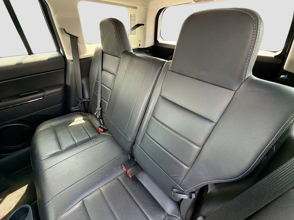 Used 2014 Jeep Patriot Limited w/ Sun/Sound Group AWD/4WD image 11