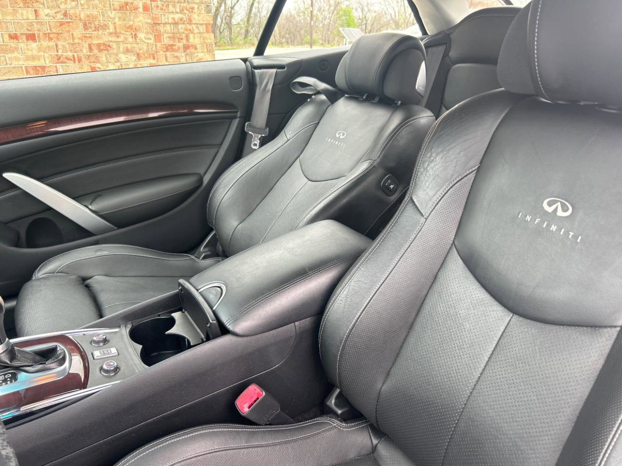 Used 2010 INFINITI G37 Sport w/ Premium Pkg image 19