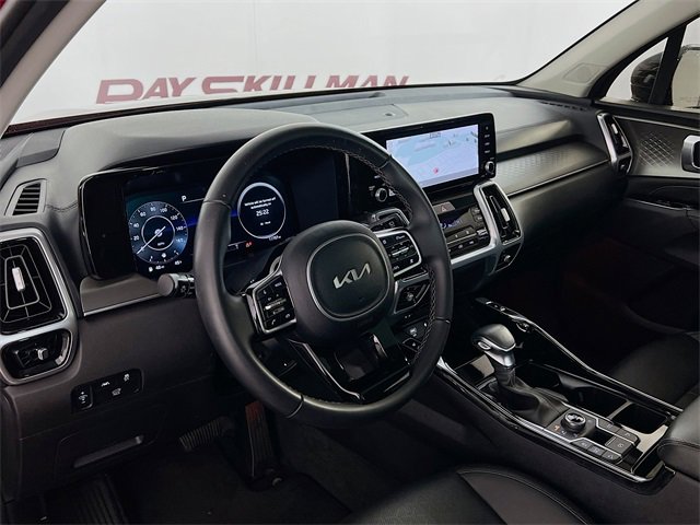 Used 2023 Kia Sorento SX image 37