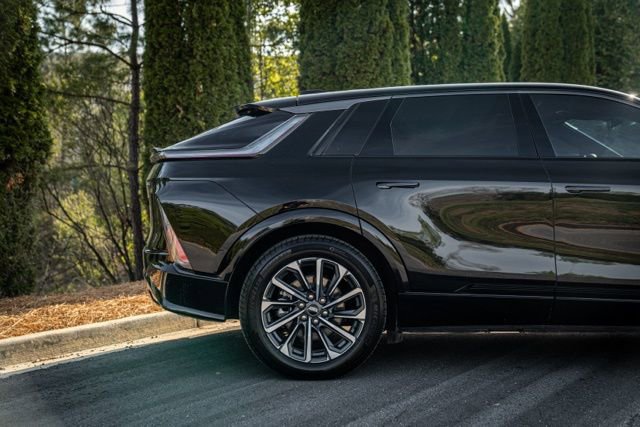 Used 2024 Cadillac Lyriq Tech image 13