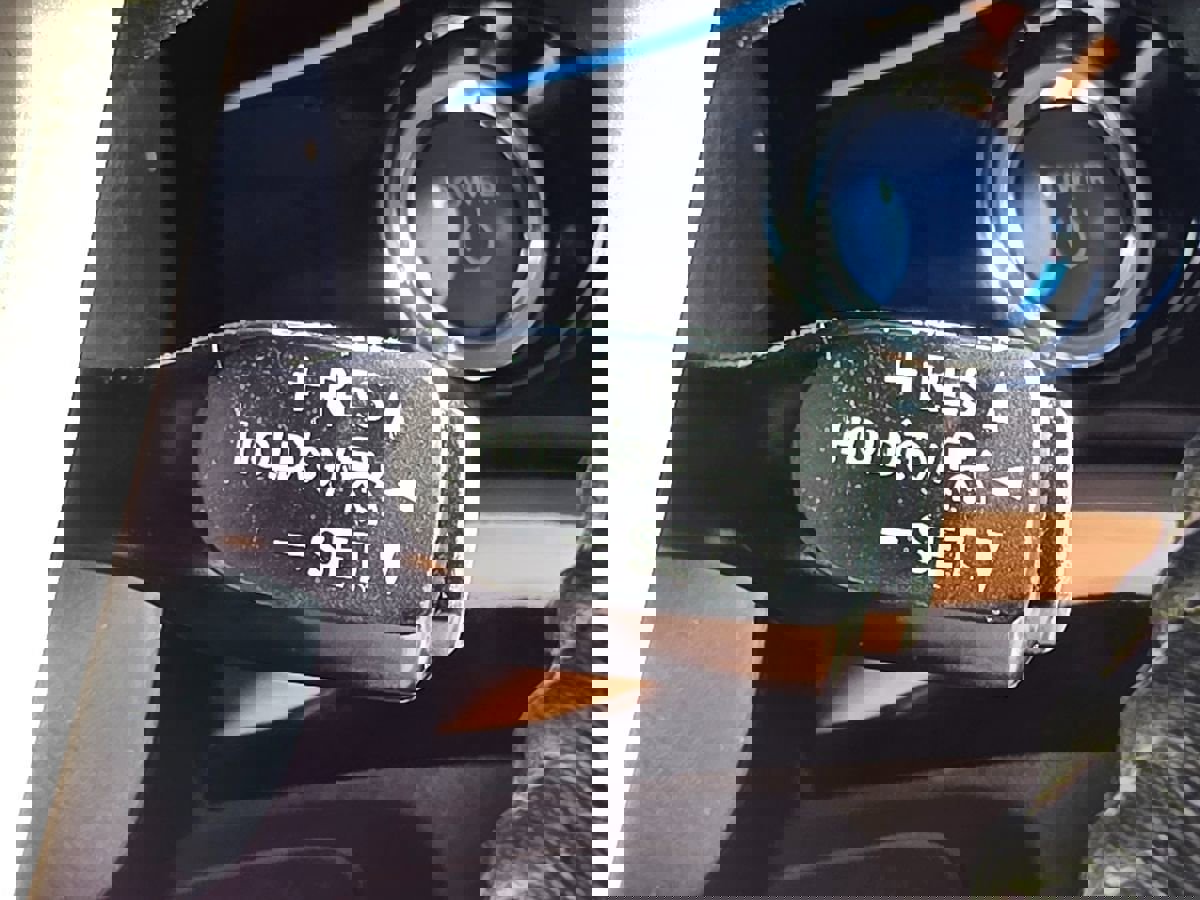 Used 2017 Toyota Prius Four Touring w/ Carpet Mat Package image 38