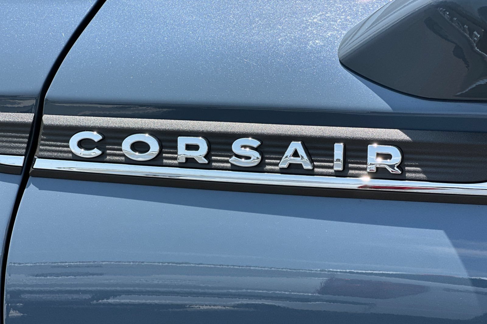 Certified 2025 Lincoln Corsair FWD image 27