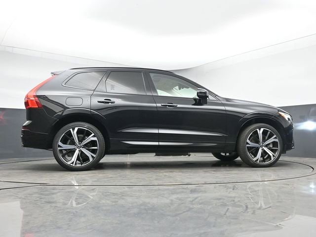 Used 2023 Volvo XC60 B5 Ultimate image 16