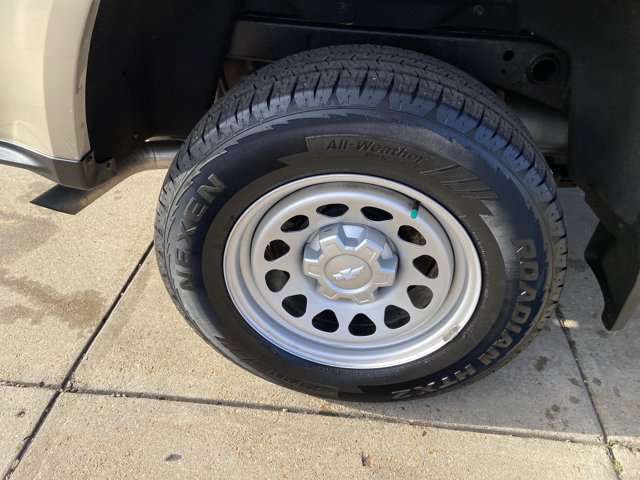 Used 2023 Chevrolet Colorado W/T image 31