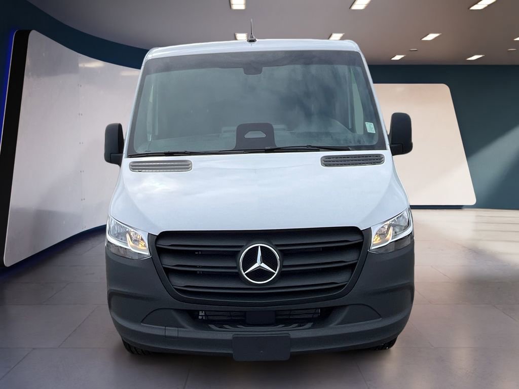 Used 2025 Mercedes-Benz Sprinter 2500 image 6