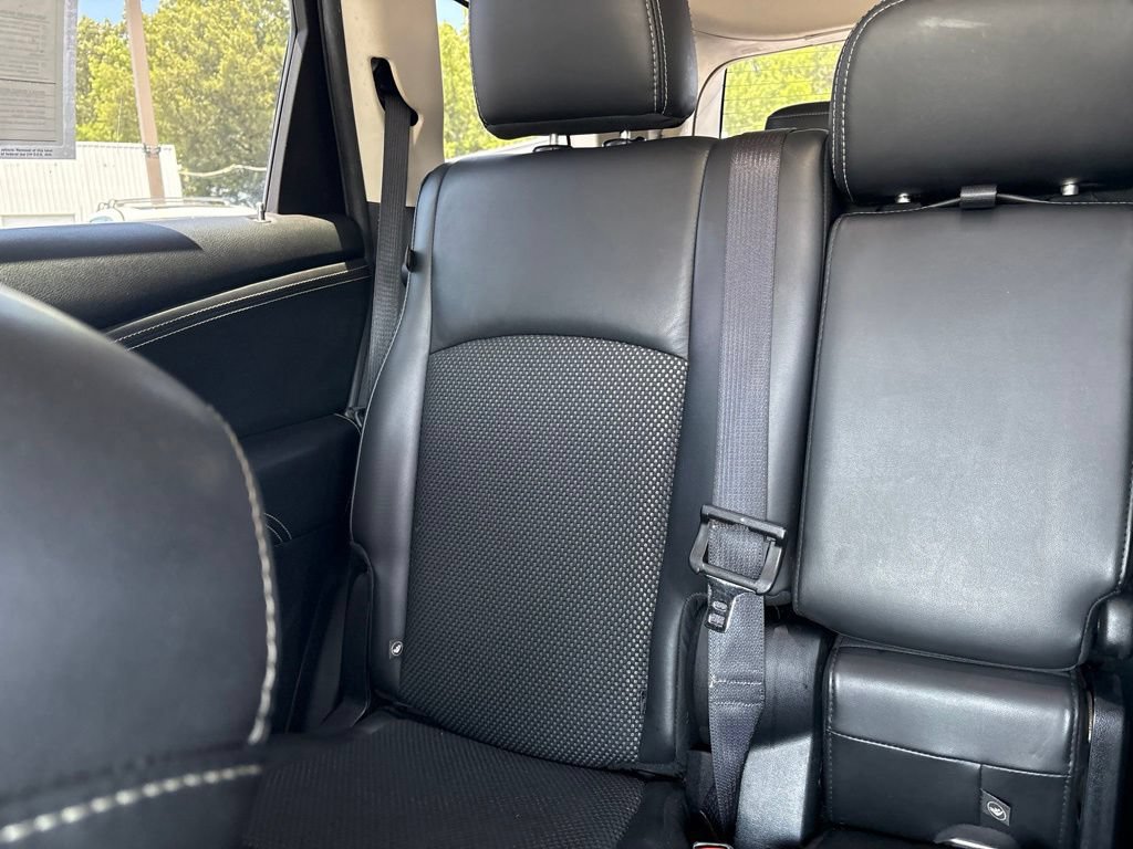 Used 2015 Dodge Journey Crossroad w/ Flexible Seating Group FWD image 11
