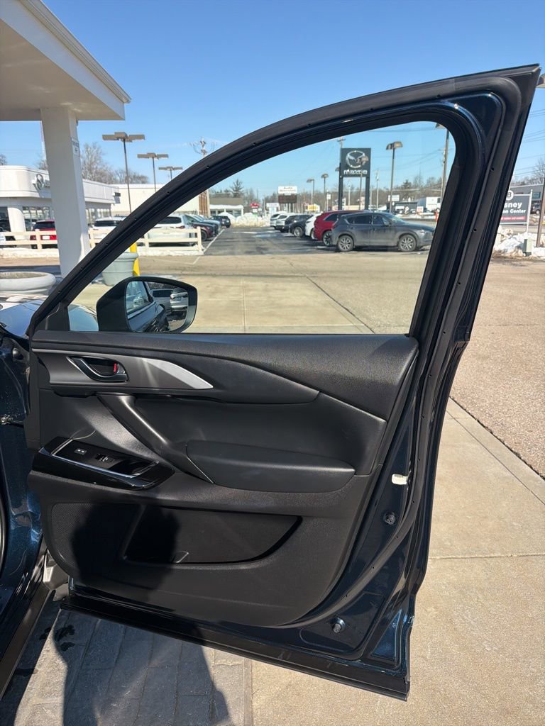 Certified 2023 MAZDA CX-9 Touring image 24