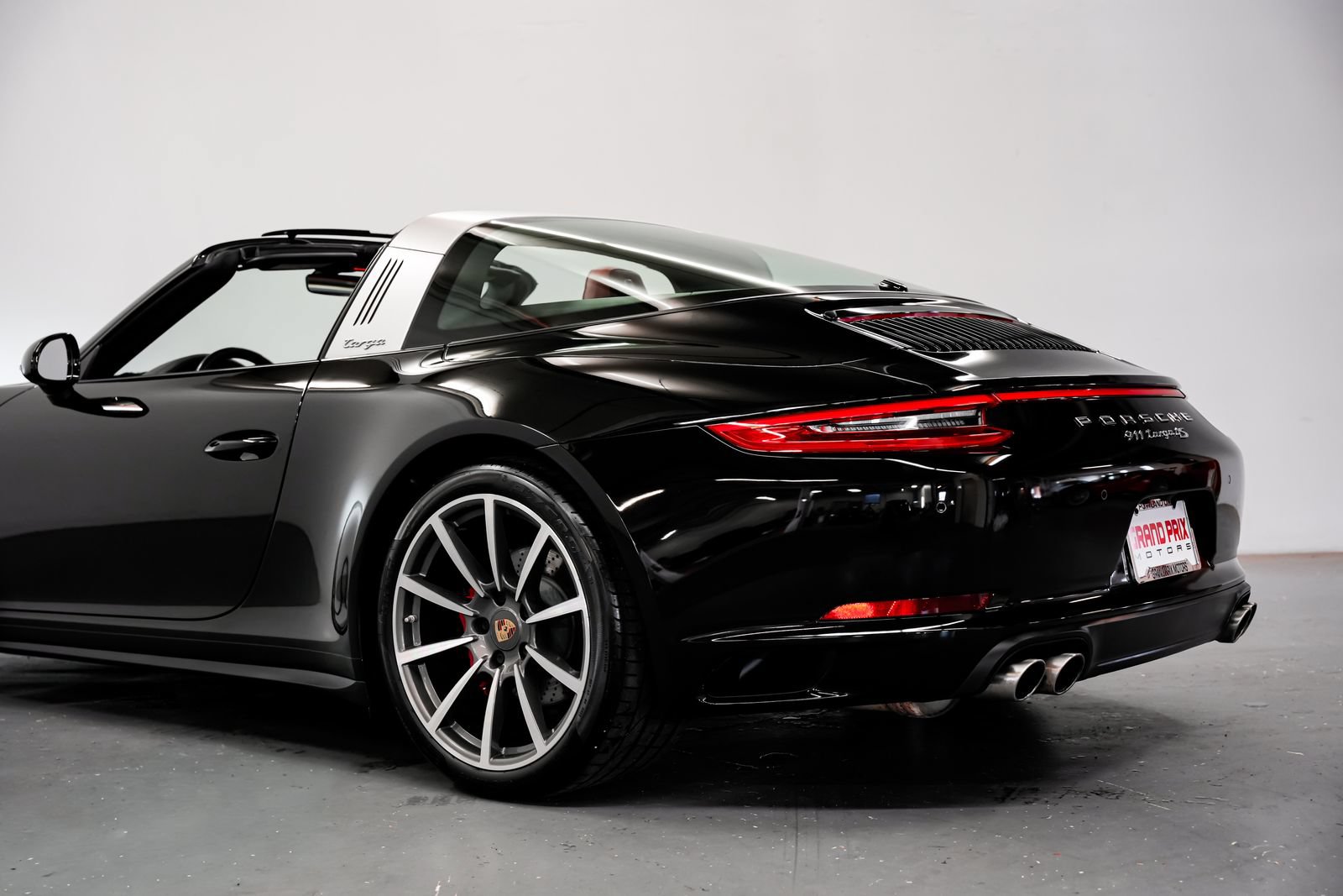 Used 2018 Porsche 911 Targa 4S AWD/4WD image 35
