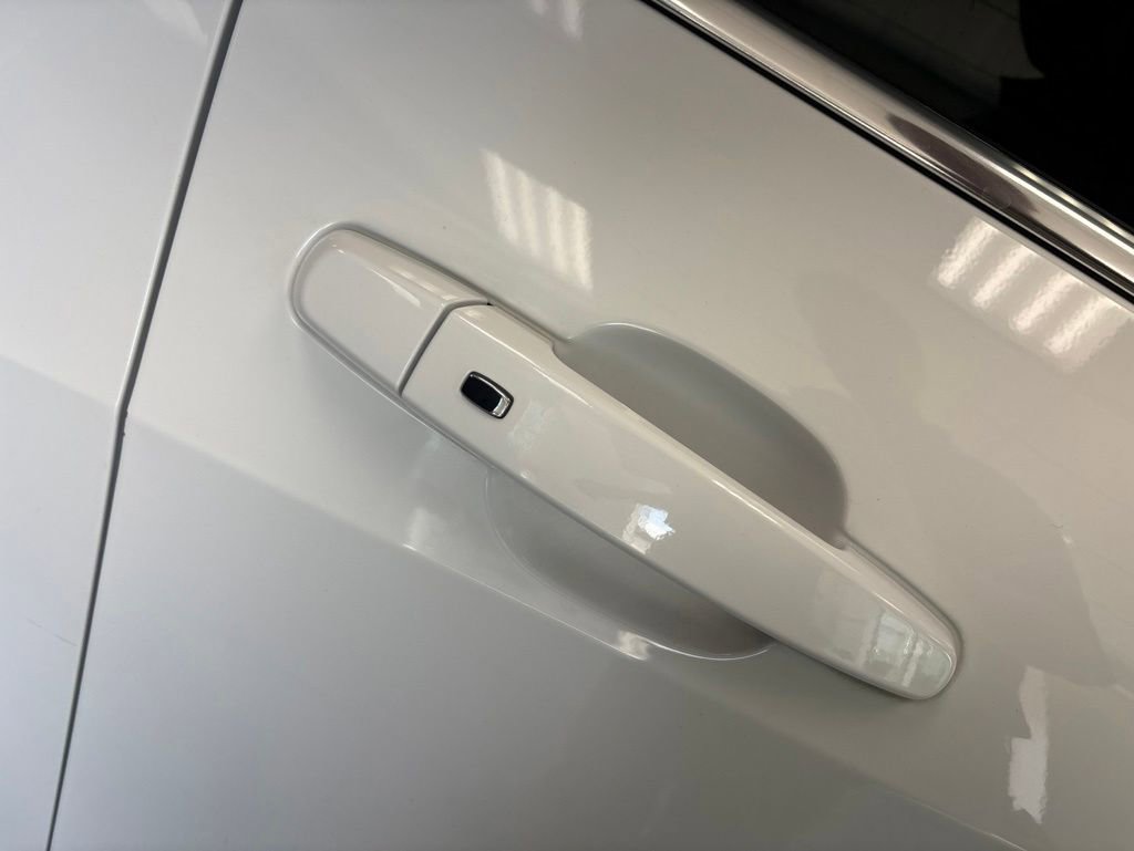 Used 2023 Chevrolet Malibu LT FWD image 10