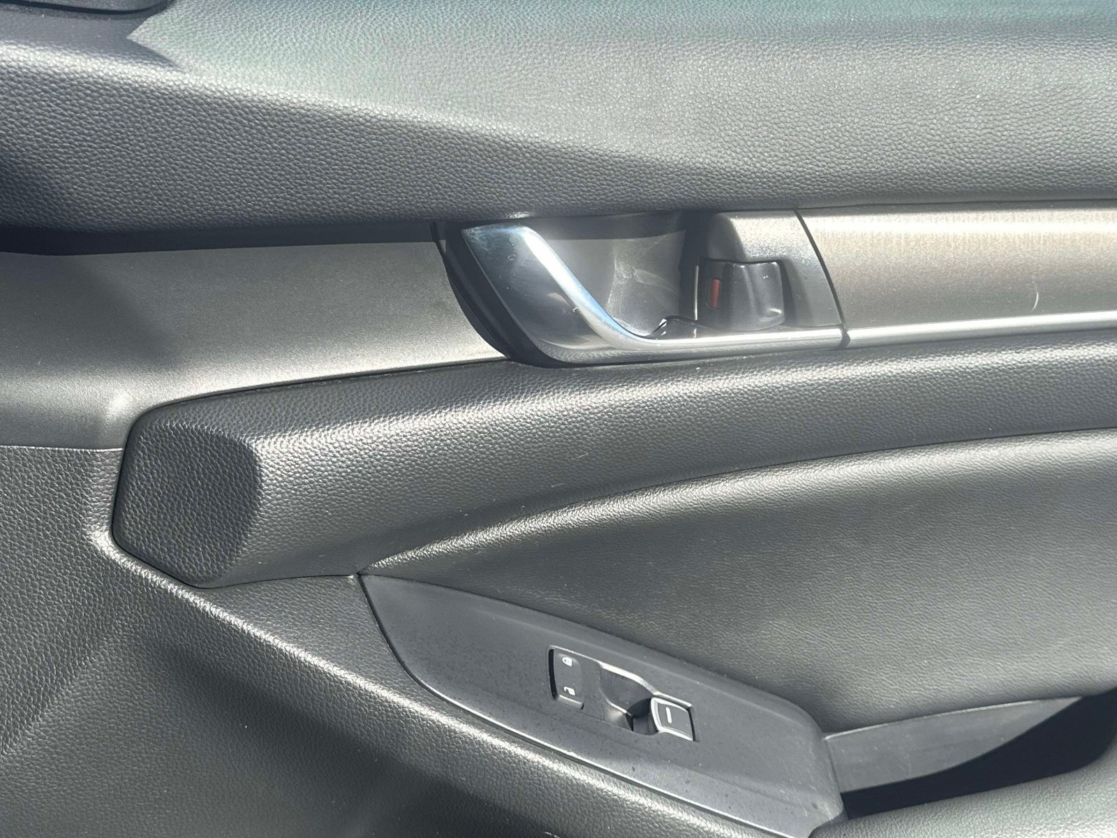 Used 2020 Honda Accord LX image 23