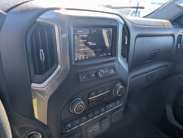 Used 2024 Chevrolet Silverado 2500 Custom w/ Custom Value Package AWD/4WD image 22