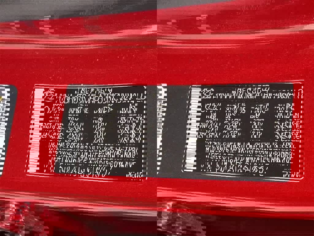 Certified 2025 Hyundai Tucson SE image 28