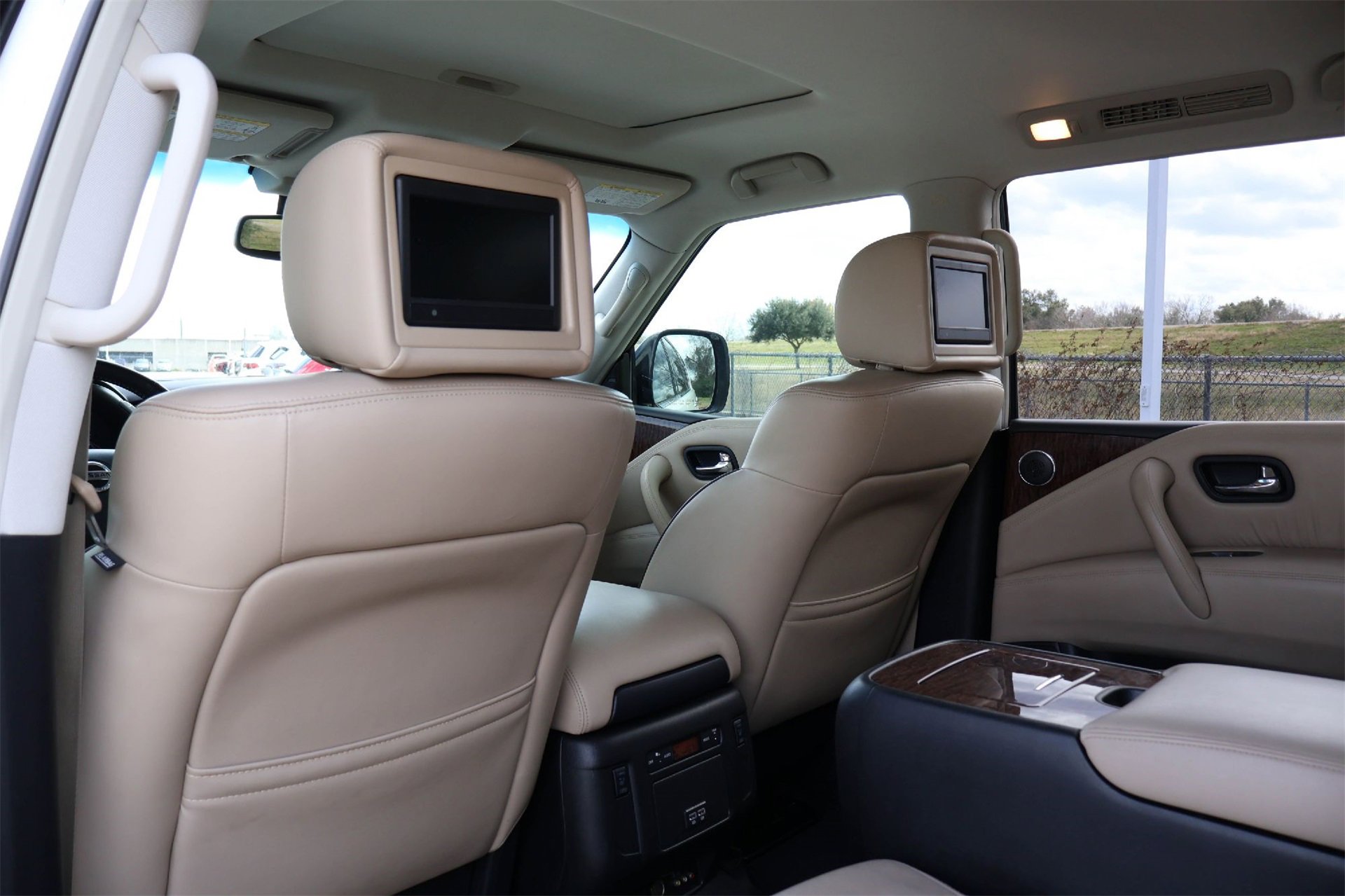 Used 2017 Nissan Armada Platinum w/ Captain Seat Package image 12