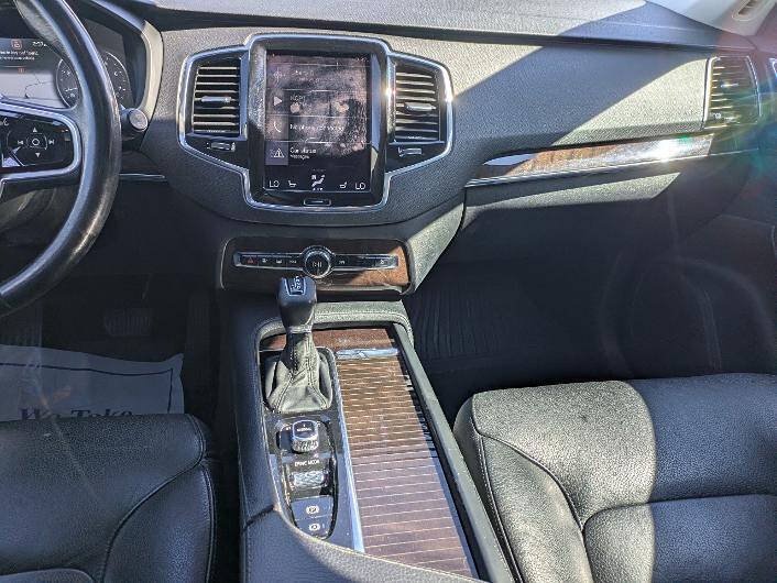 Used 2016 Volvo XC90 T6 Momentum w/ Momentum Plus Package AWD/4WD image 17