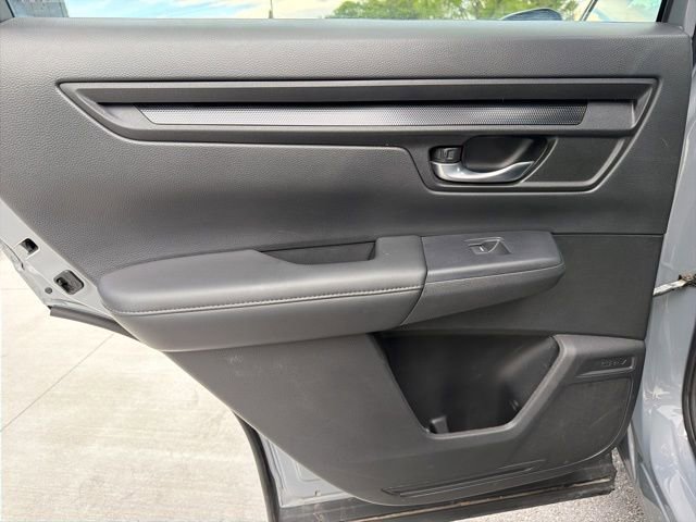 Used 2023 Honda CR-V EX image 16