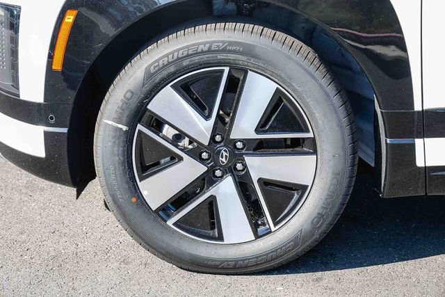 New 2026 Hyundai Ioniq 9 SEL w/ Tow & Go Package image 11