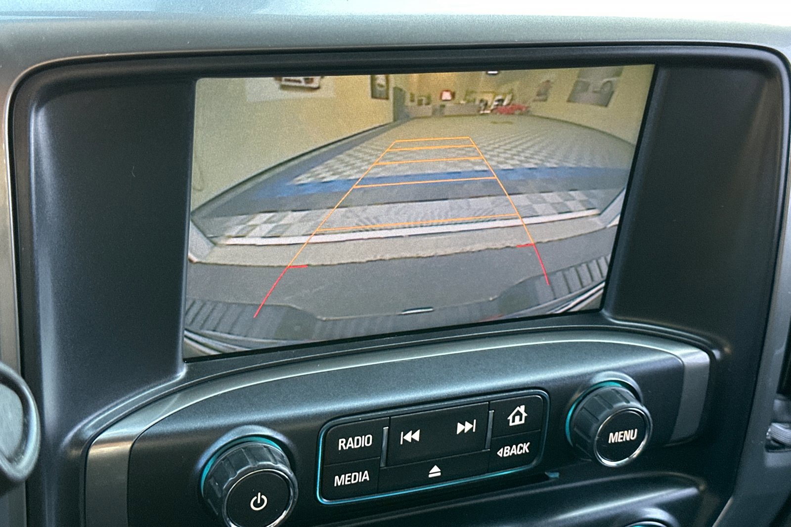 Used 2016 Chevrolet Silverado 1500 LT w/ LT Convenience Package image 24