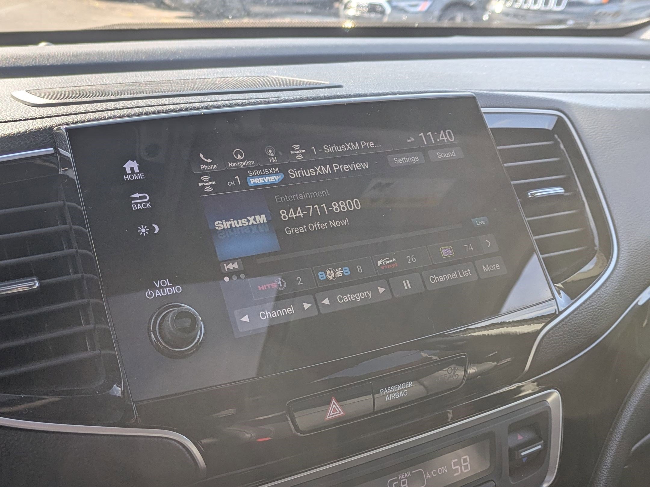 Used 2019 Honda Pilot Elite image 12