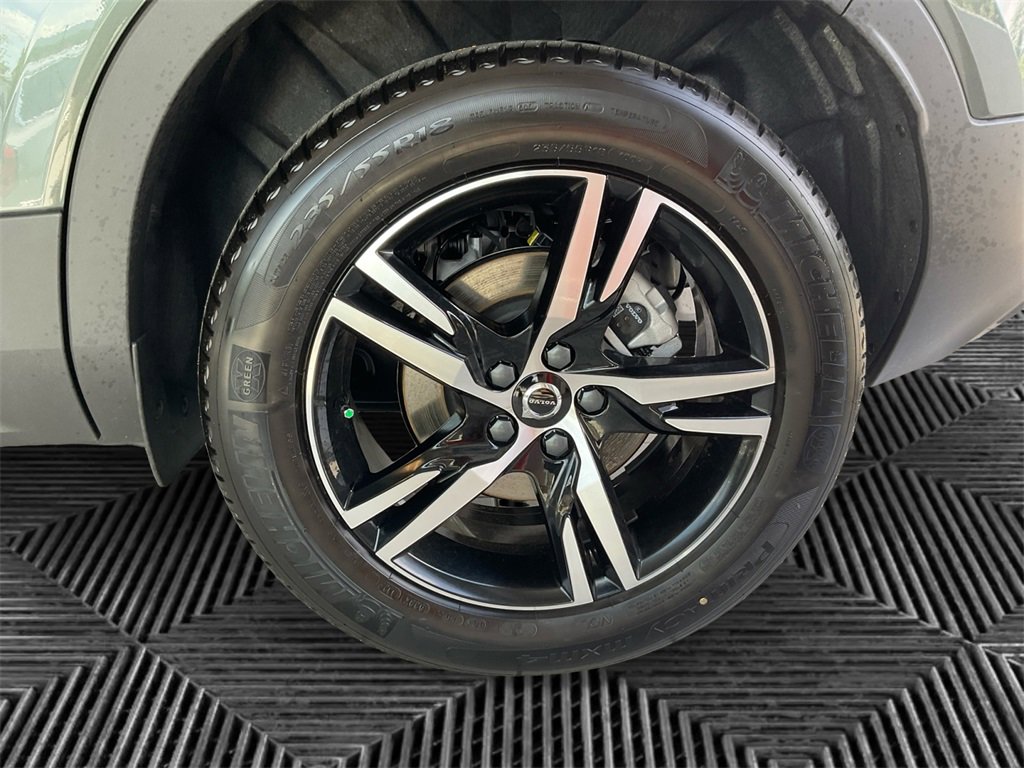 New 2026 Volvo XC40 B5 Core image 14