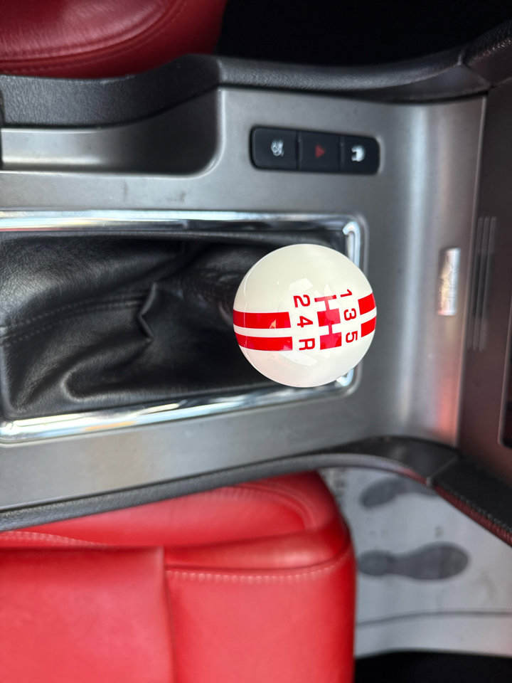 Used 2010 Ford Mustang GT image 20